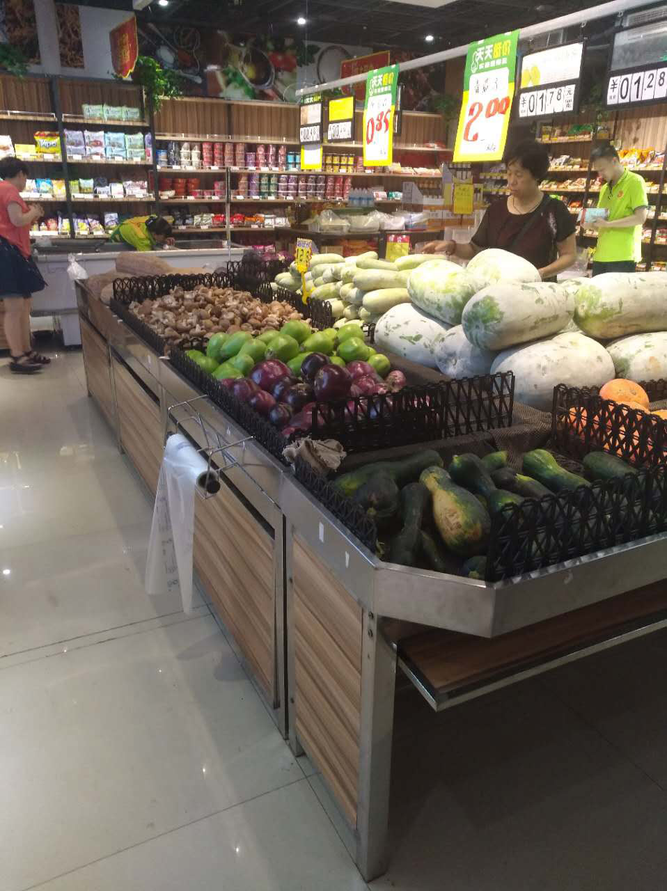郑州心一果蔬超市超市货架案例