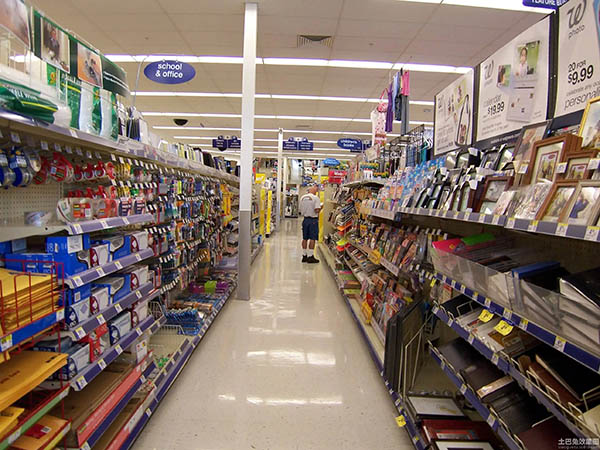 超市货架如何陈列才能更有吸引力，记好下面四个磁石点